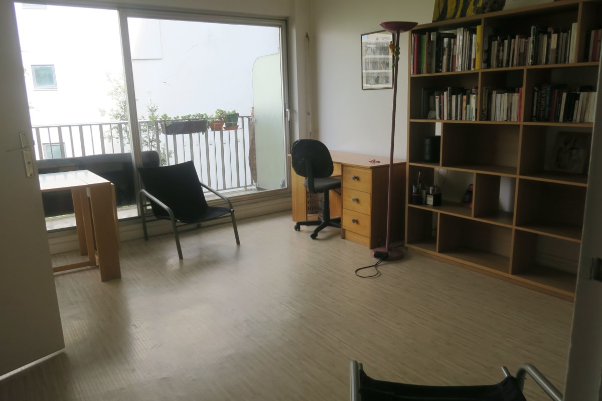  immobilier  Charmant studio lumineux avec balcon