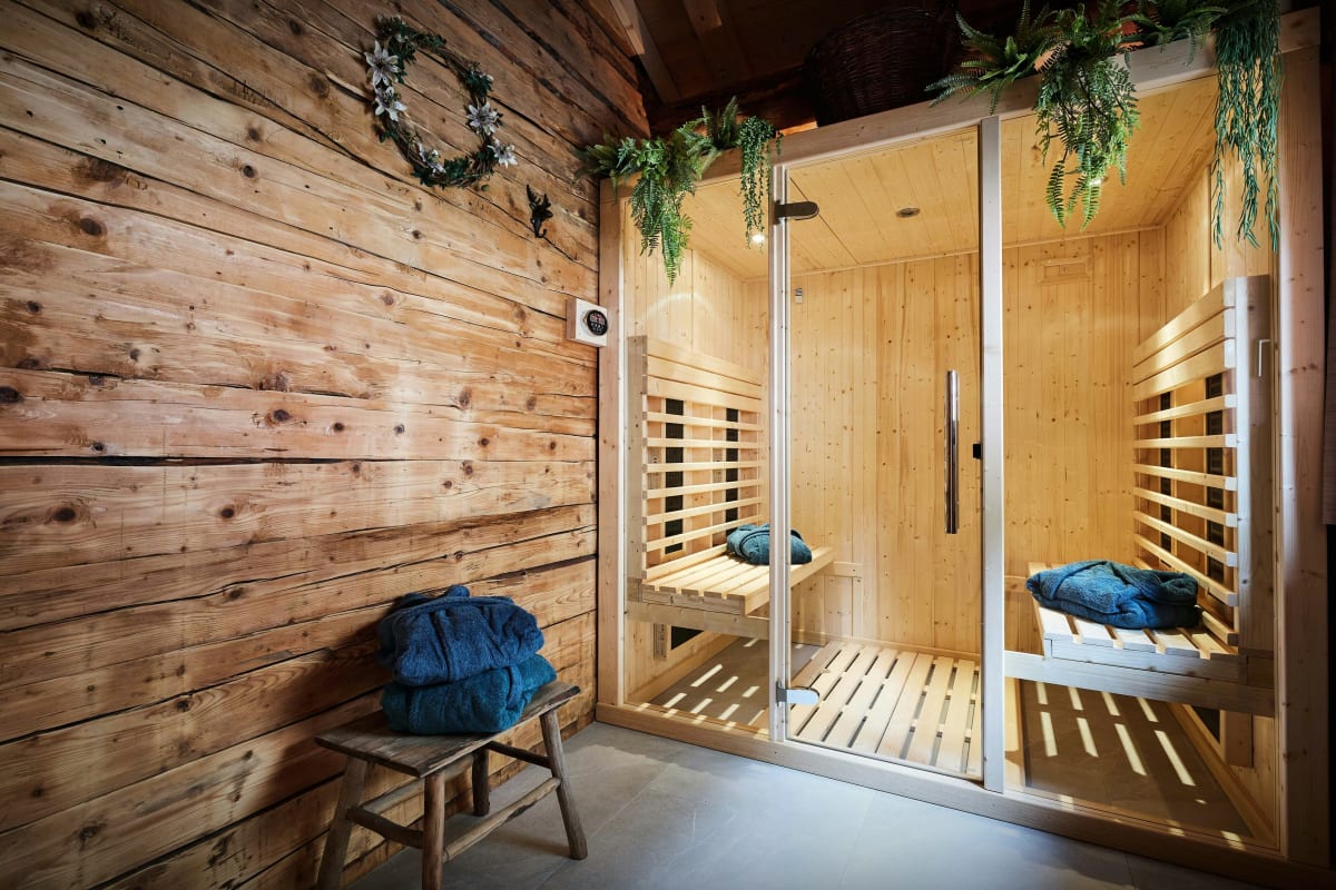 immobilier  Appartement complet sur deux étages avec sauna et cheminée - OVO Network