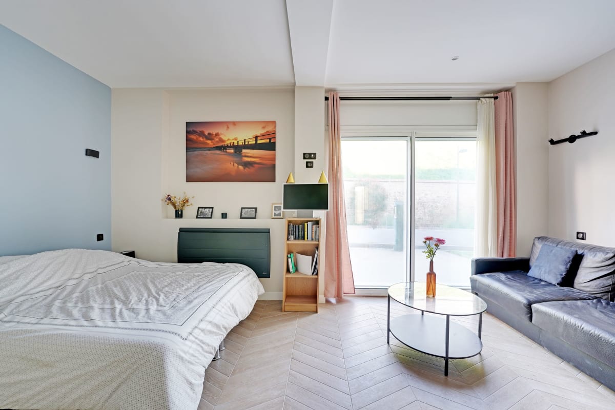  Appartement Studio lumineux calme à Paris