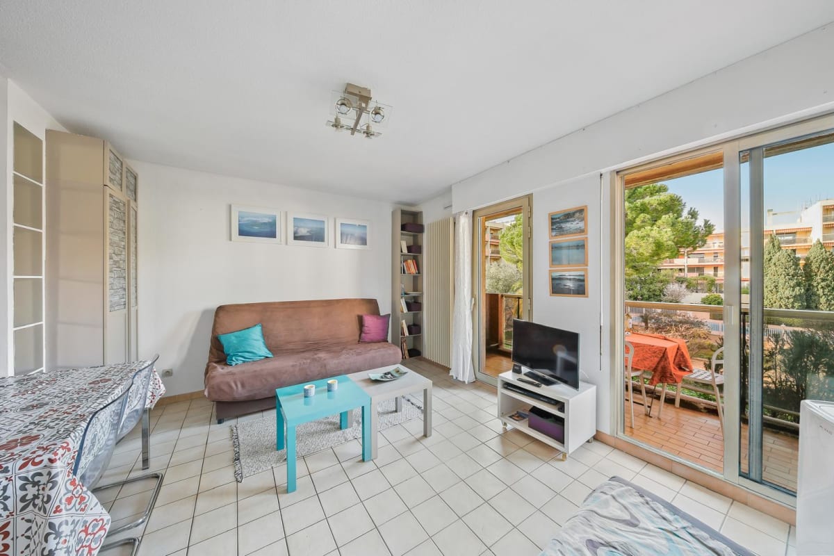 Appartement à Hyères avec Piscine et Balcon