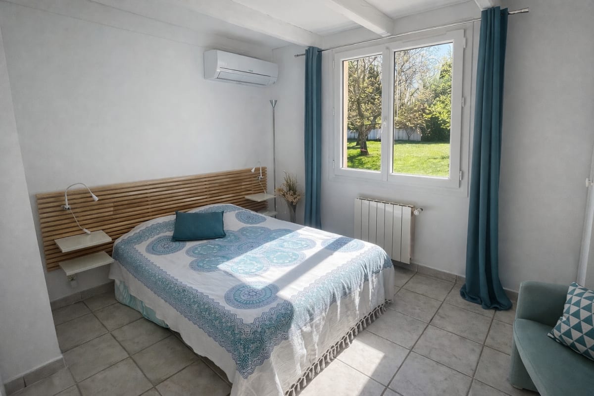  Villa provençale de 140 m² avec piscine privée 