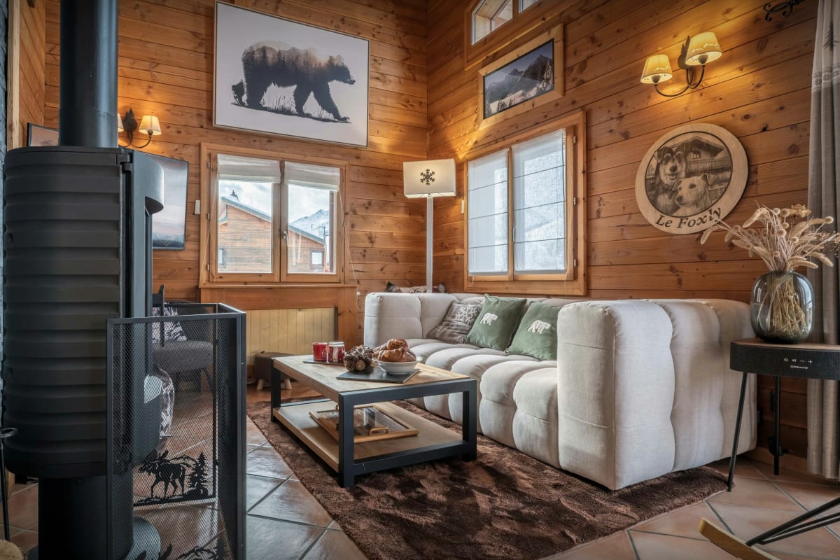 Chalet   Chalet pour 12 aux Deux Alpes avec terrasse et jacuzzi - OVO Network