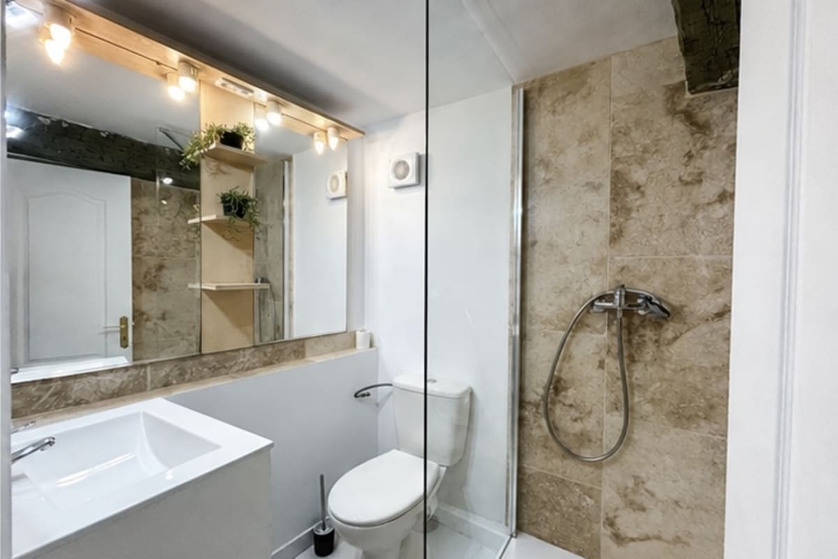 Immobilier studio au cœur de Toulon pour 2 voyageurs  