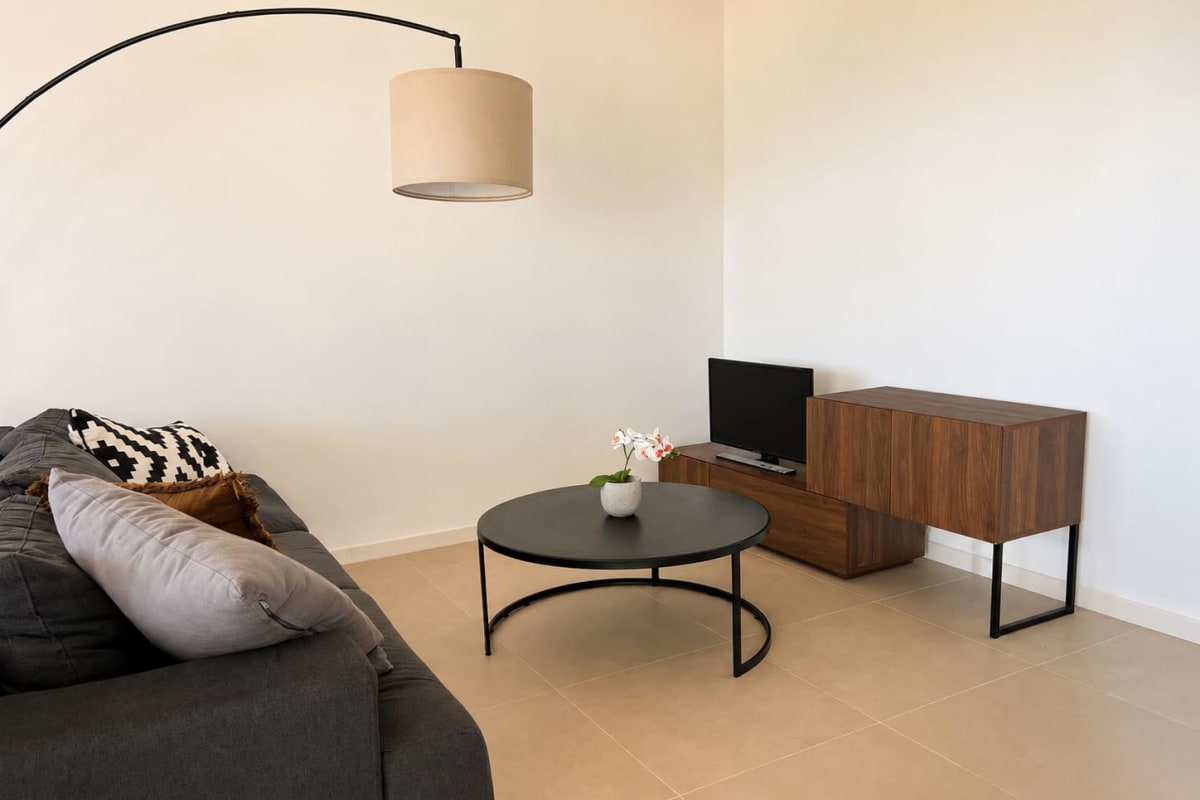  immobilier  Appartement rénové avec terrasse et vue dégagée