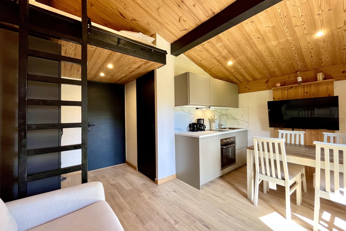 Studio avec balcon et vue proche des pistes