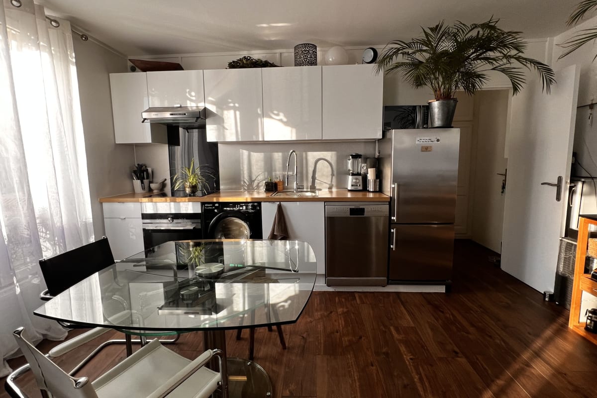  immobilier  Appartement lumineux avec vue sur le canal