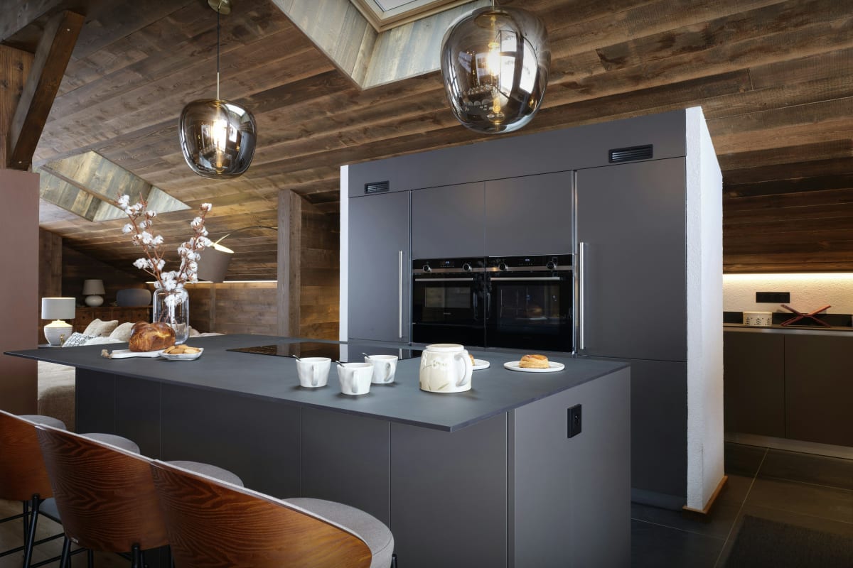 Immobilier Chalet pour 12 avec sauna et jacuzzi à 200 m des remontées - OVO Network  
