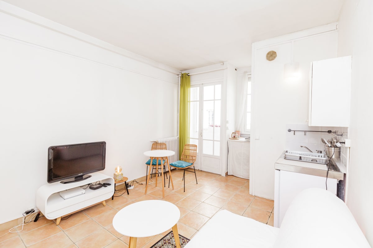 Charmant studio proche de Paris - Balcon
