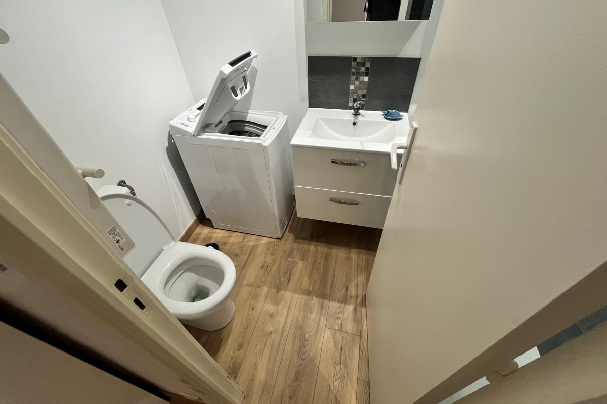 Appartement   Studio proche plage et gare – Calme avec jardin