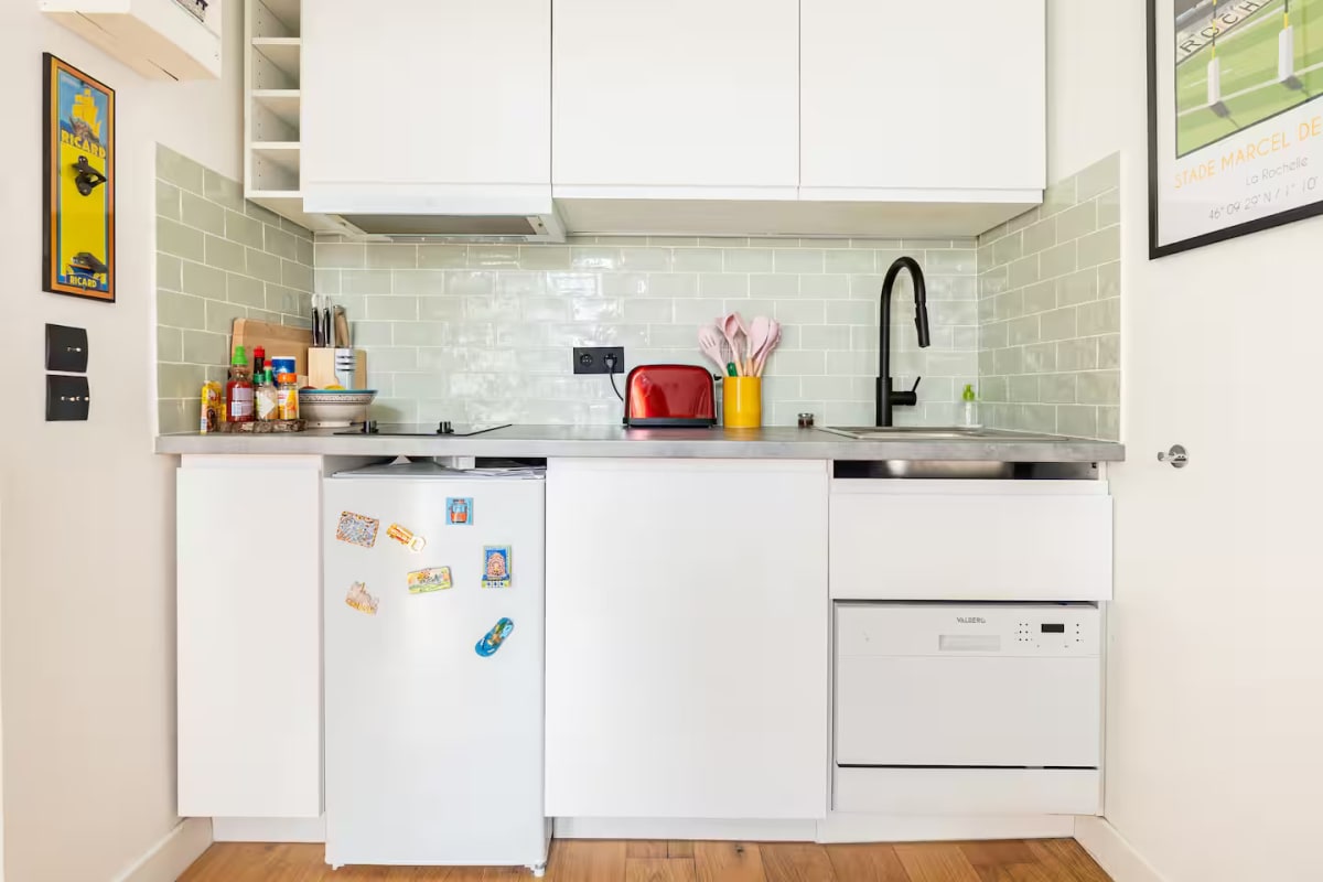  immobilier  Studio calme et lumineux – Paris Batignolles