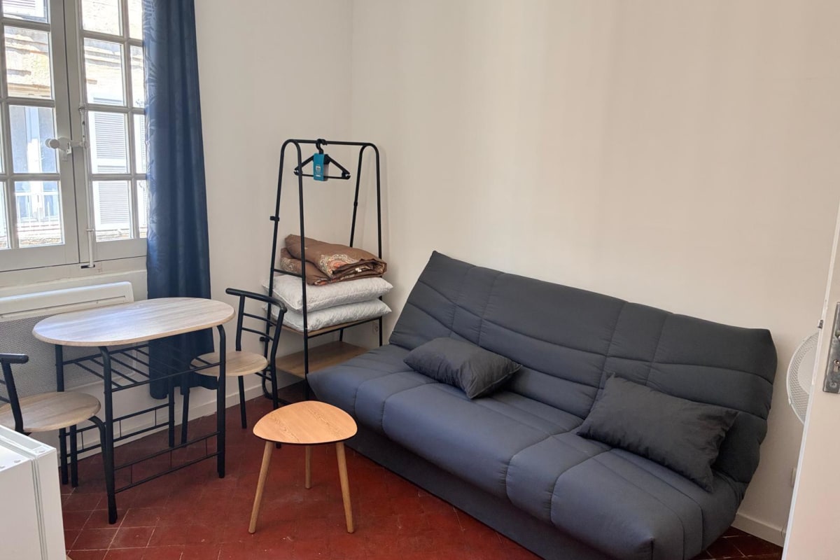  Appartement Studio pour 2 au cœur d’Avignon