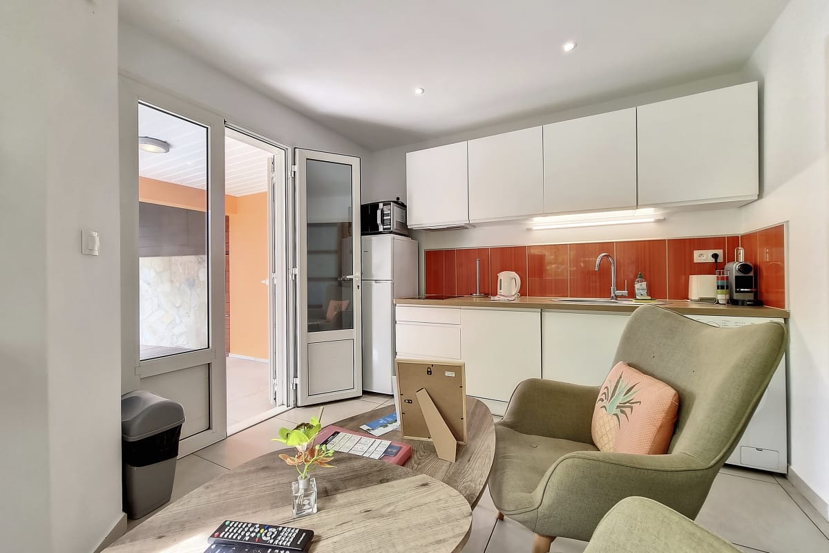  immobilier  Le Cardinal - Jacuzzi - Terrasse – AC