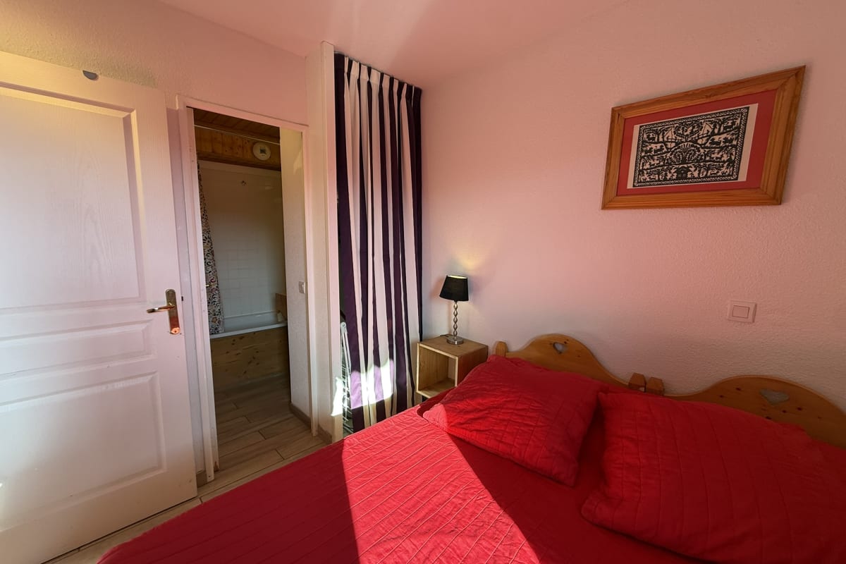 Appartement Risoul • T4 8 pers • Piscine et sauna • proche pistes 
