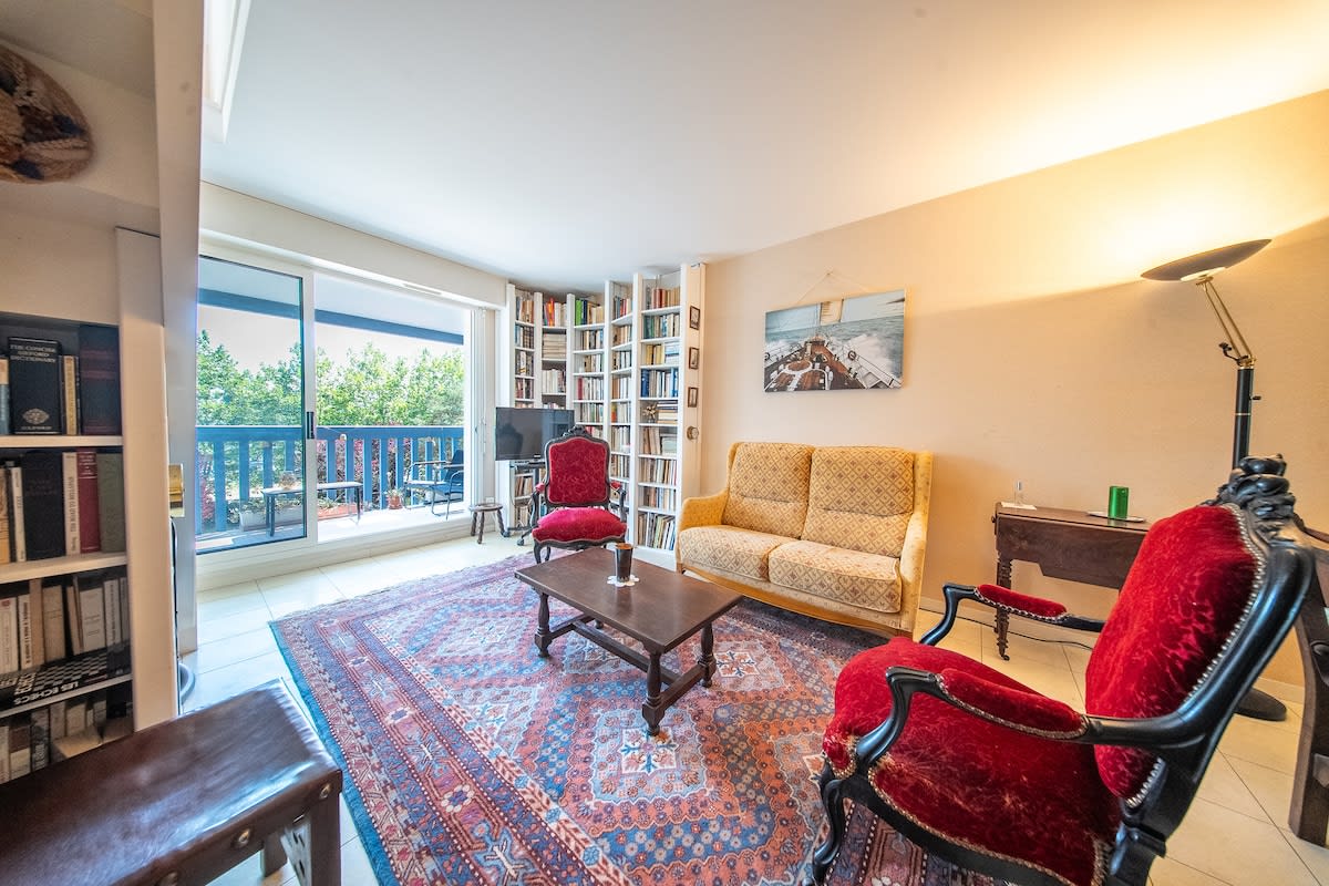  immobilier  Grand Appartement Familial Vue Port avec Piscine