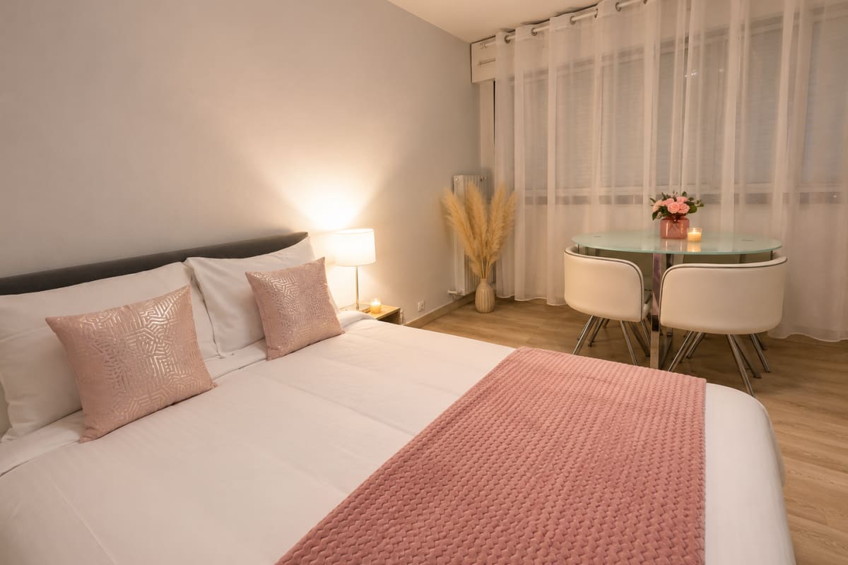 Appartement Cannes Montfleury • Studio élégant proche centre 