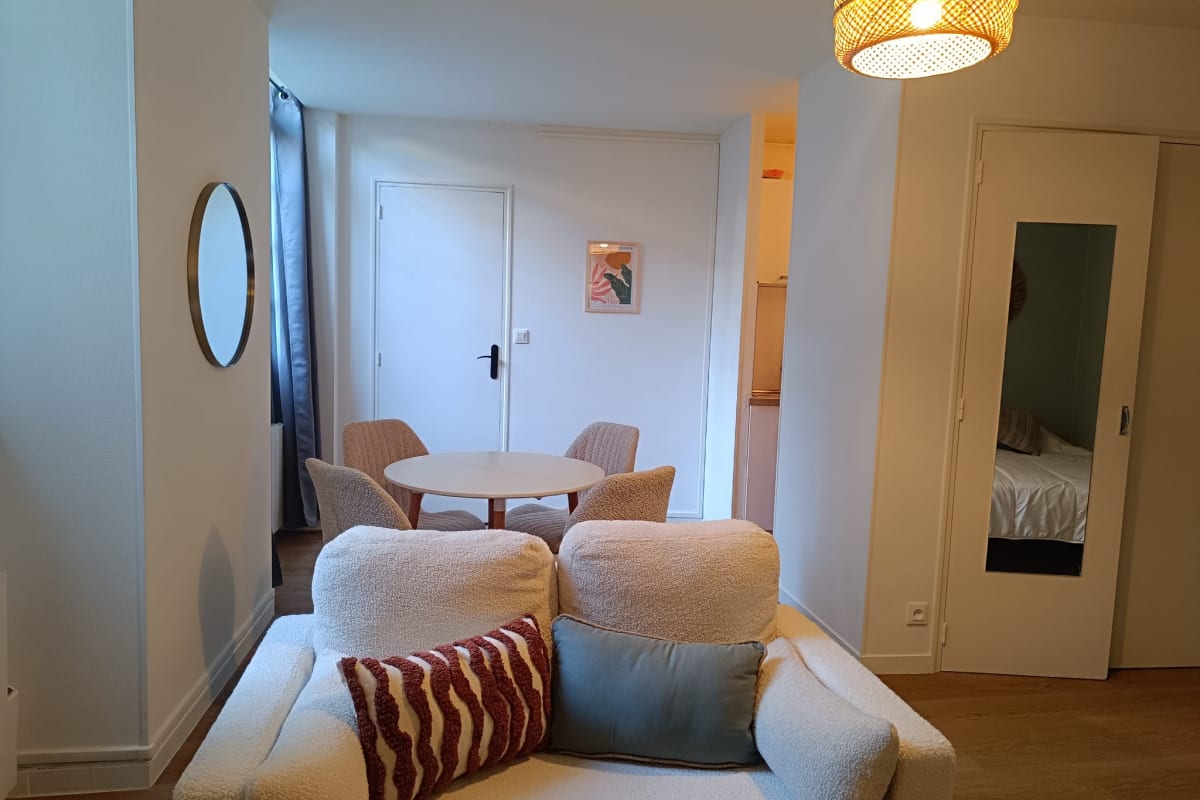  immobilier  Charmant studio au cœur du quartier Bouffay