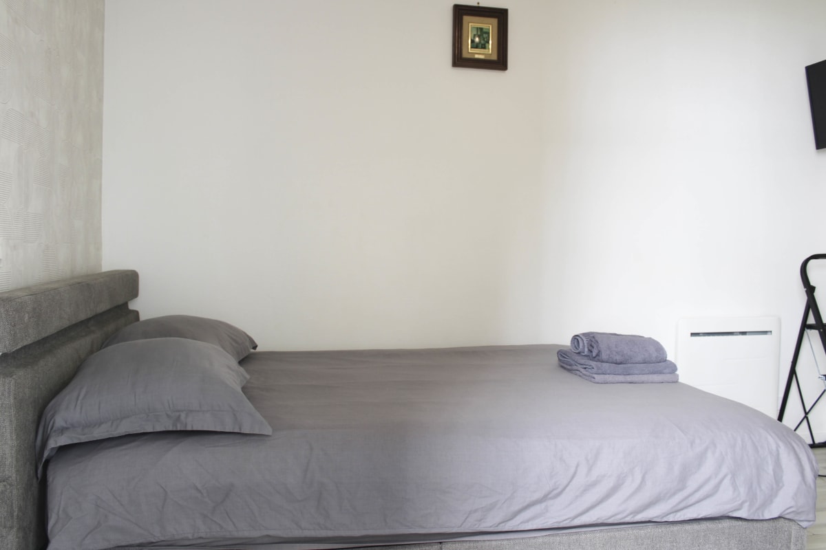  immobilier  Studio cosy au calme – Paris 15ᵉ