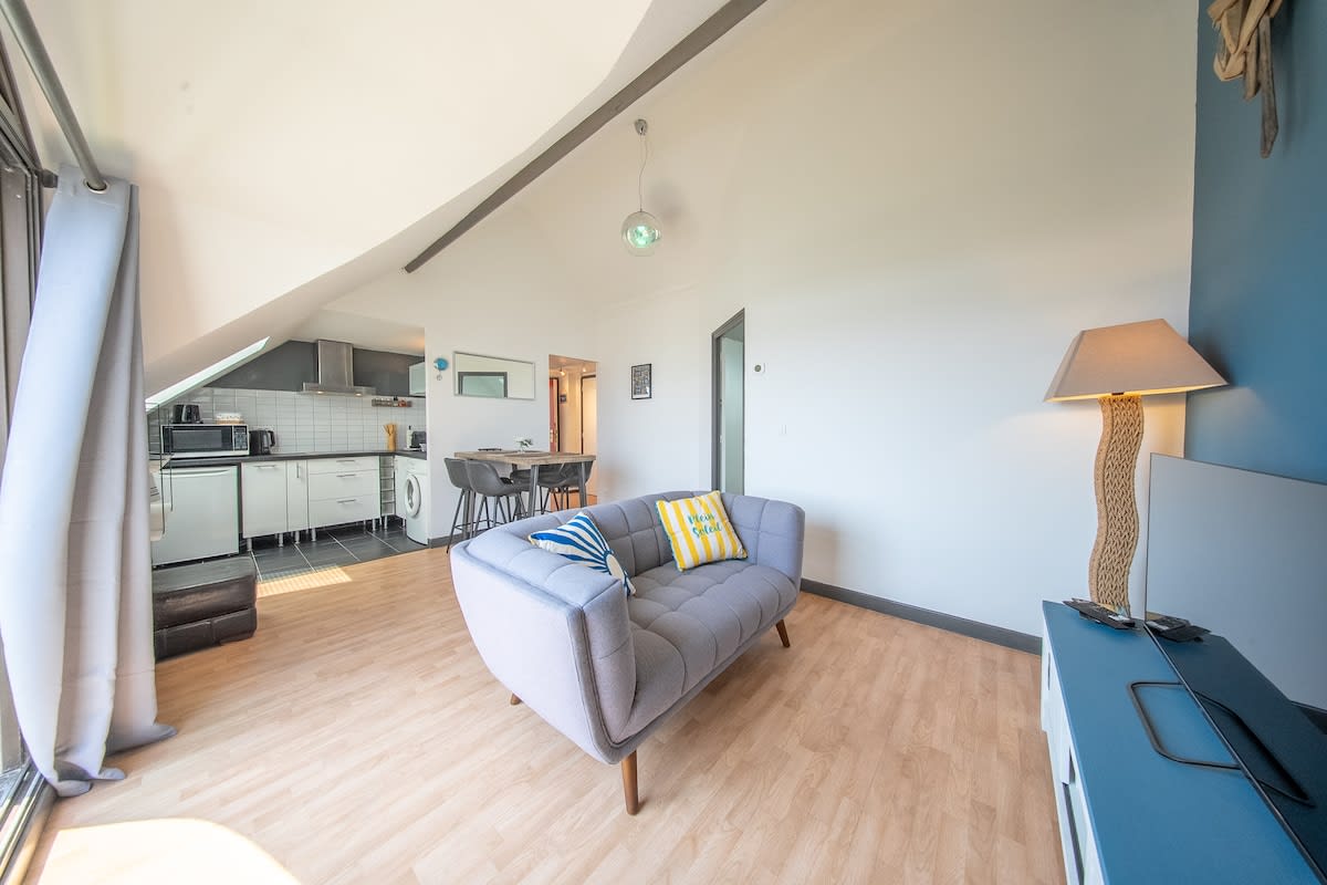 Appartement T2 avec aperçu mer, plage et commerces à pied 