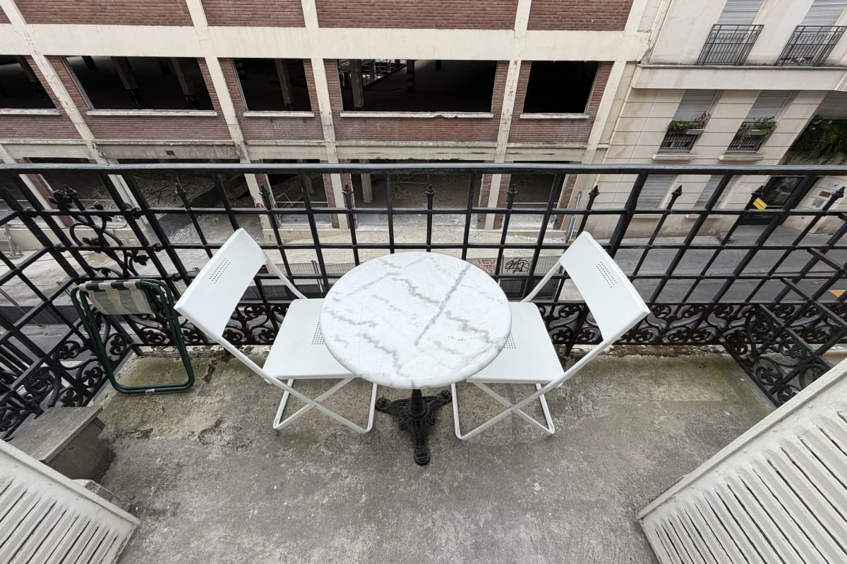  Appartement Charmant appartement rénové avec balcon à Paris 18