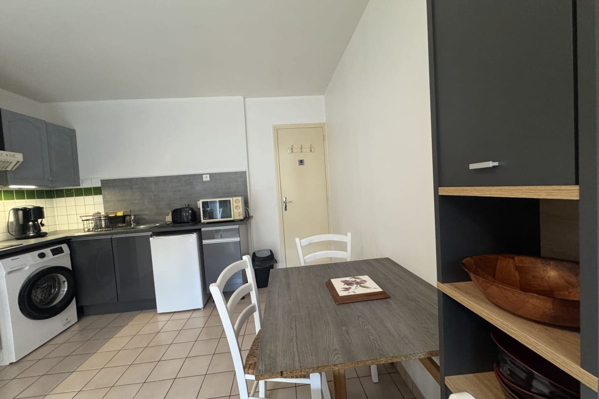  immobilier  Appartement en rez-de-jardin, plage à pied