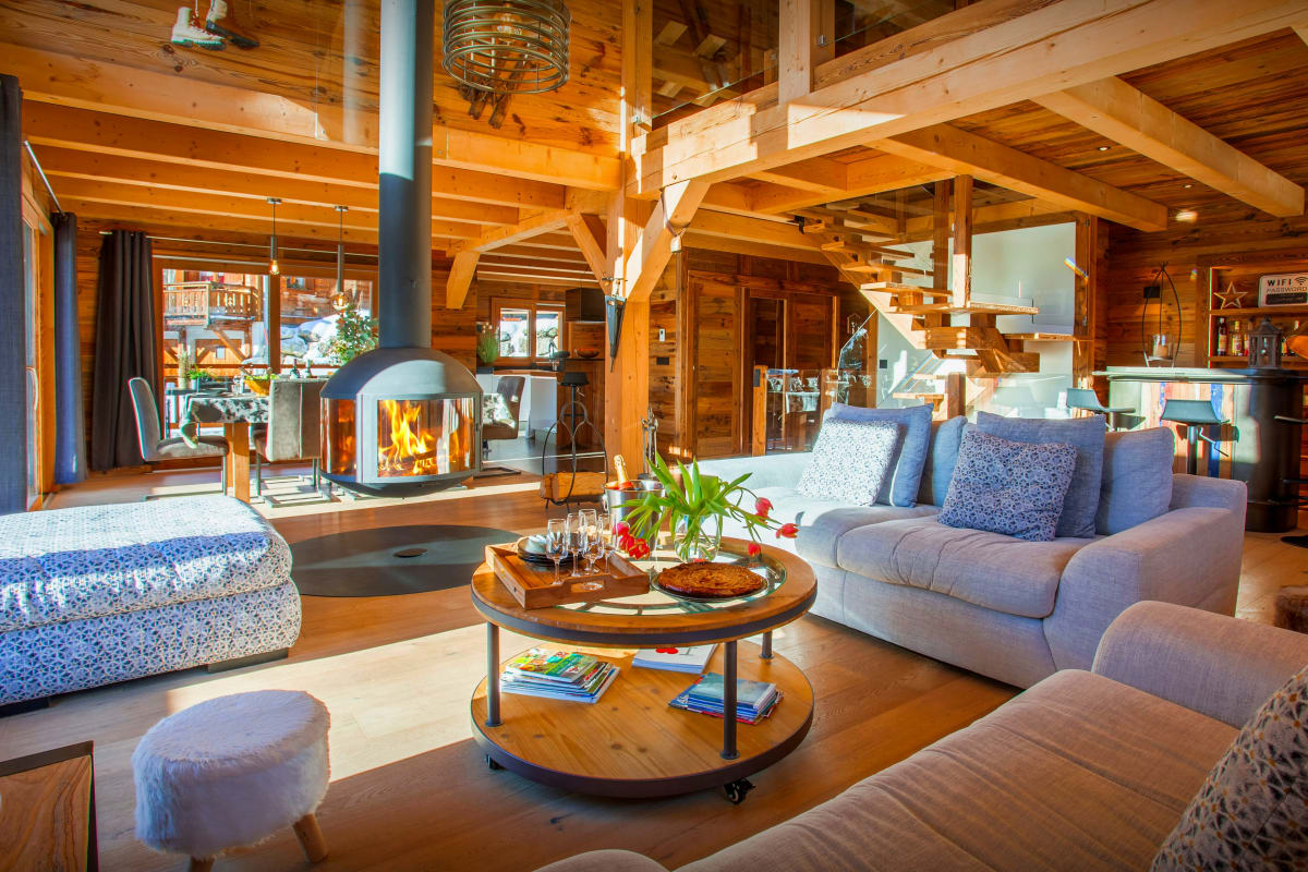 Splendide chalet avec jacuzzi proche village et pistes - OVO Network