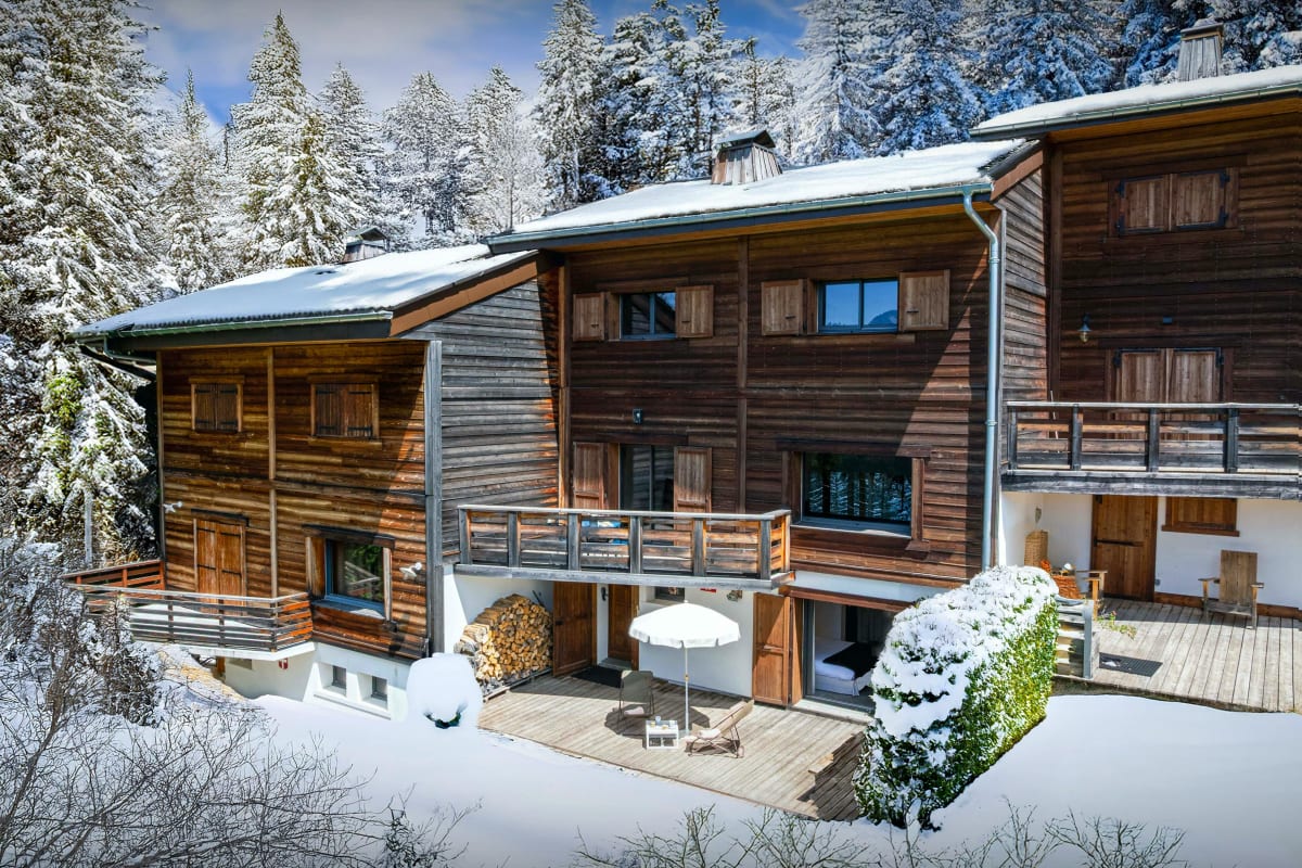 Chalet 4 étoiles pour 12 (8 adultes max) - Vue spendide - OVO Network