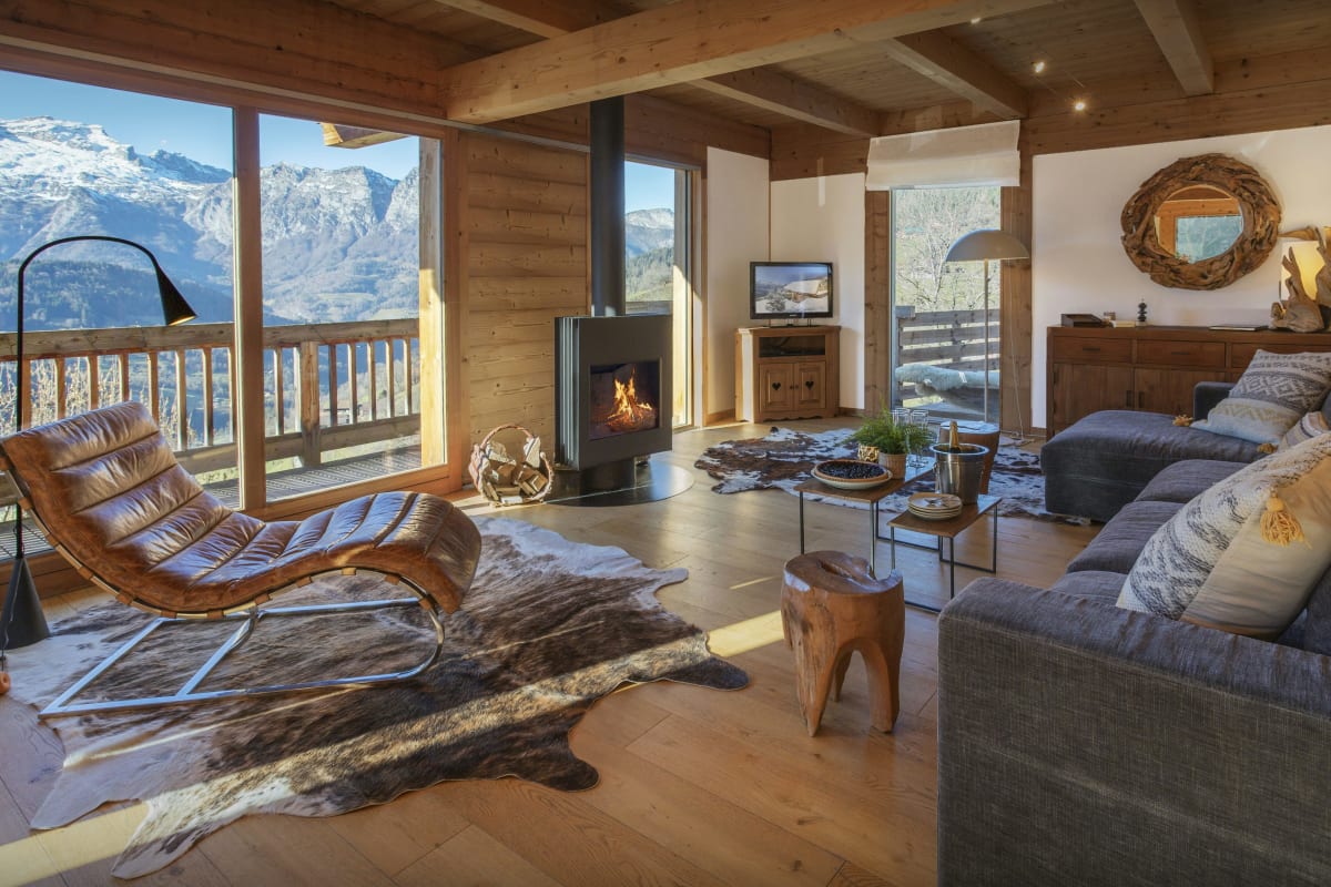 Chalet 4 étoiles pour 8 : jacuzzi, terrasses, poêle à bois - OVO Network