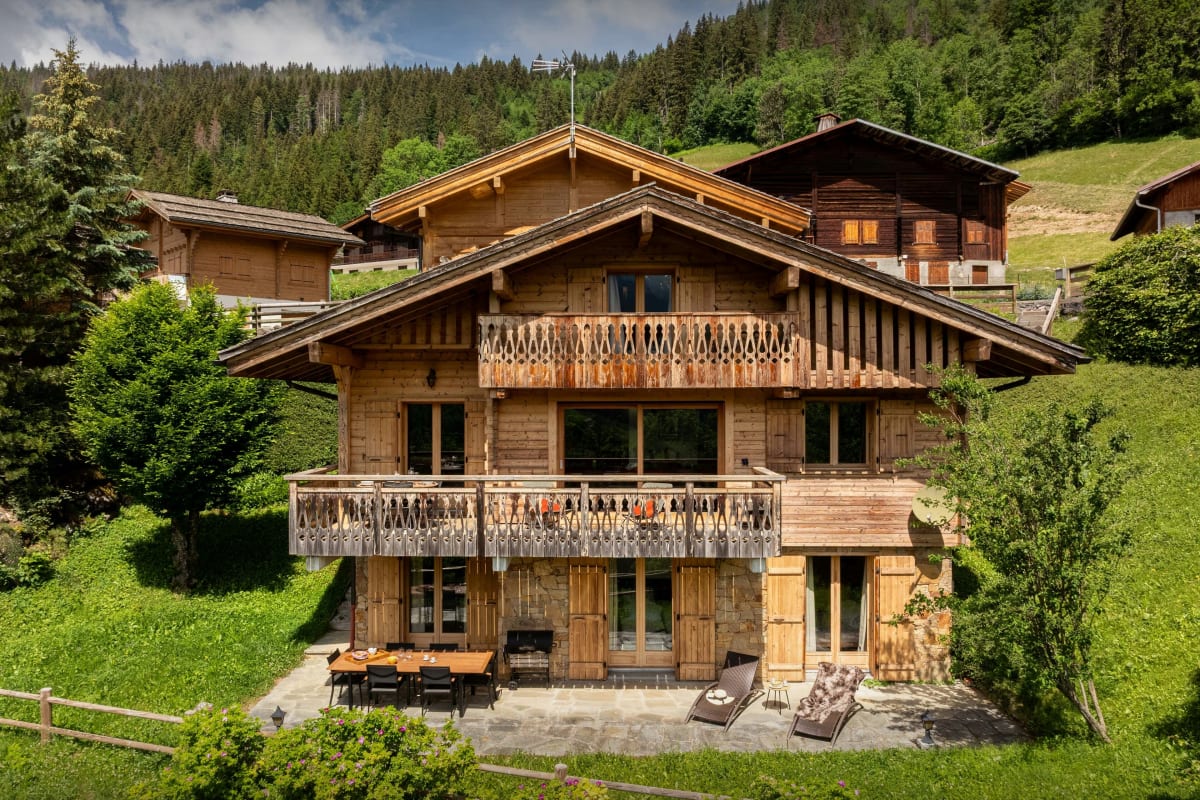  immobilier  Vue sur les montagnes et spa détente - OVO Network