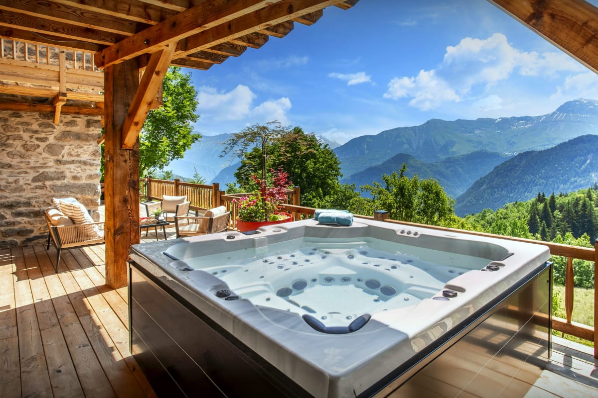  immobilier  Au calme pour 10 avec sauna et jacuzzi - OVO Network