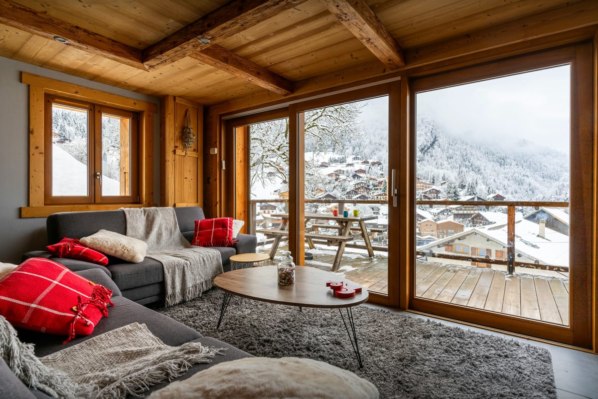 Appartement « skis aux pieds » pour 8 à La Clusaz - OVO Network