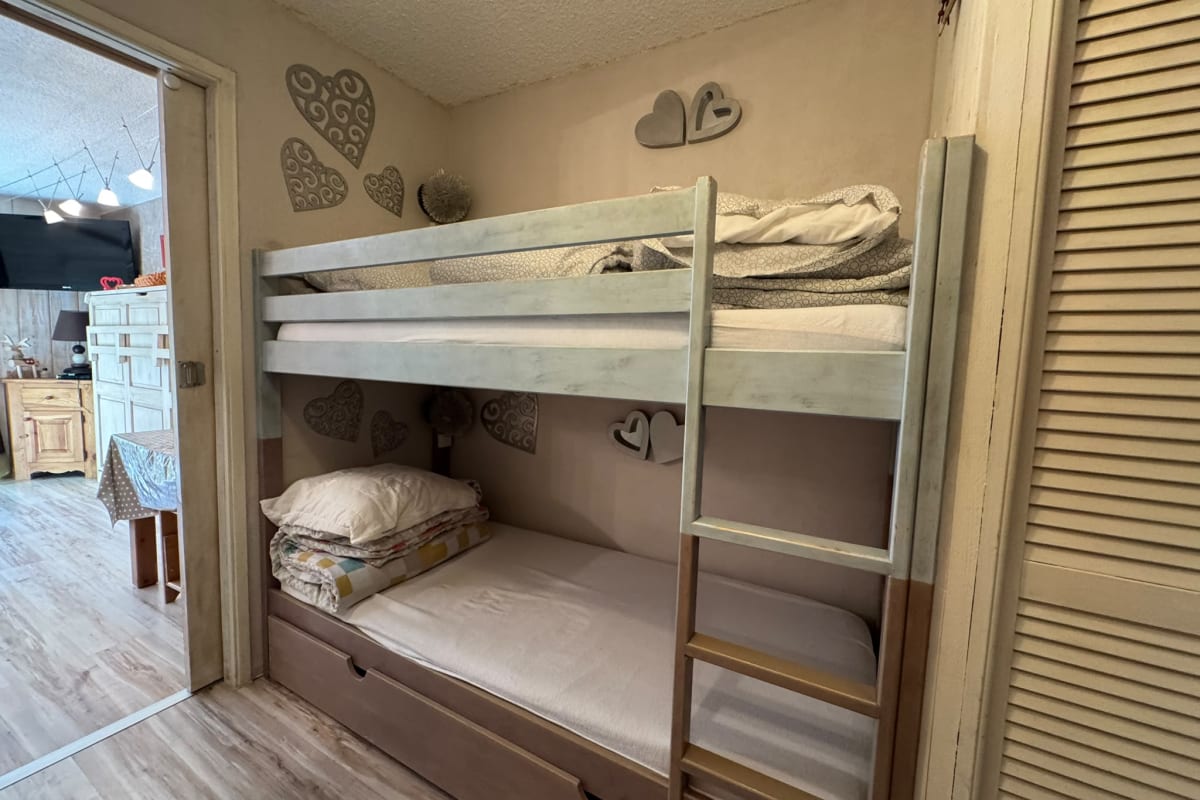Appartement Studio rénové 5 pers - avec balcon - Les Clématites - Risoul 1850 