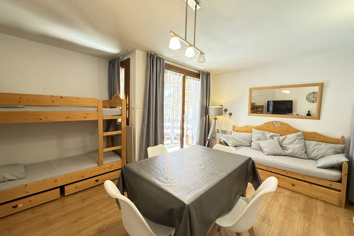 Appartement   Bel appartement 6 pers - Risoul - Betelgeuse