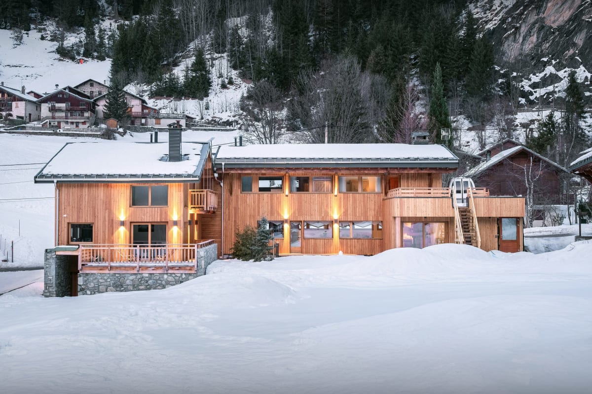  immobilier  Chalet pour 8 proche de toutes les activités de la montagne - OVO Network