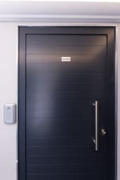accès porte appartement confluence