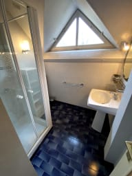 Salle d'eau de l'étage