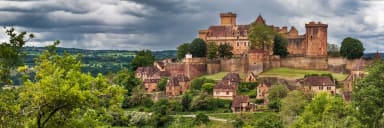 Vue du hameau de Castelnau et du gîte