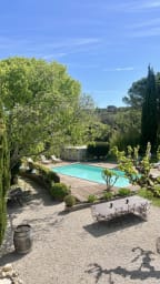 Family Home – 7 Bedrooms, 6 Bathrooms – Eygalières