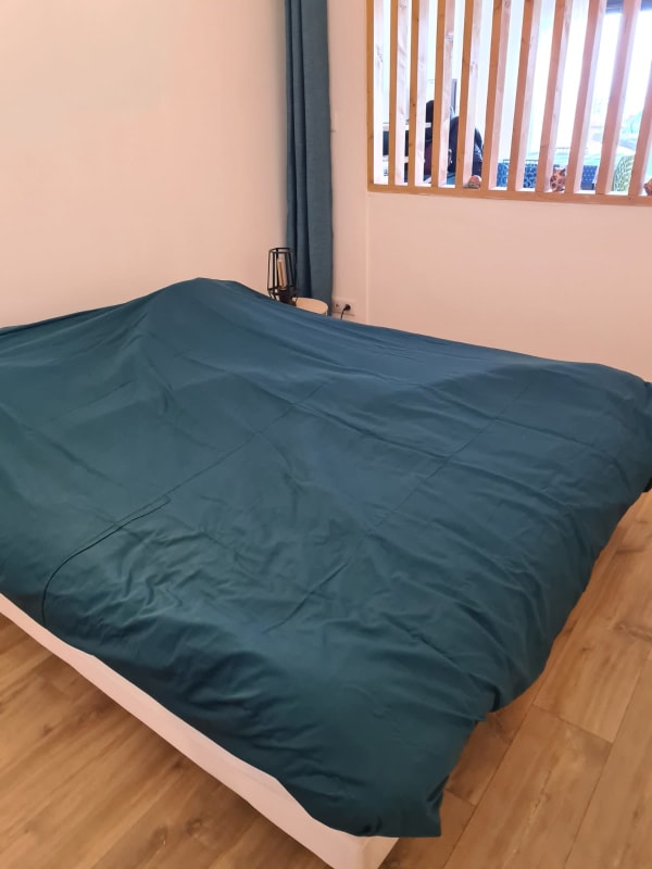  immobilier  Charmant appartement - vue sur la baie Cavalaire