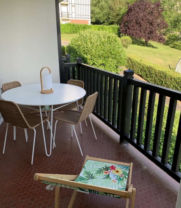 Appartement avec piscine - proche gare
