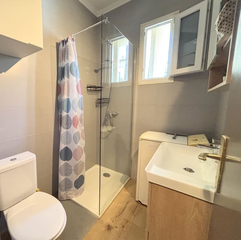 Appartement Studio charme jardin + stationnement Cimiez 