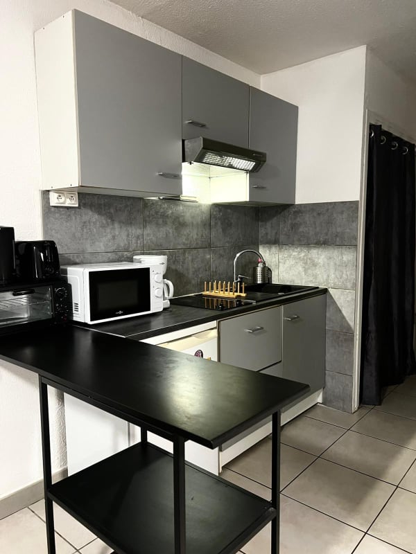  immobilier  Studio avec balcon et parking privé