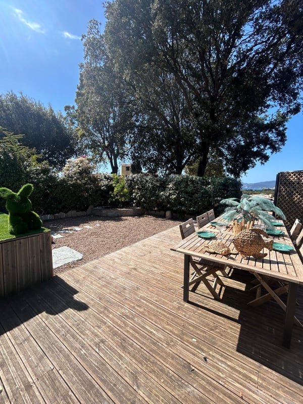 Charmante maison avec terrasse et piscine