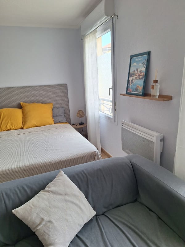  Appartement Studio avec parking à 5 min des remparts