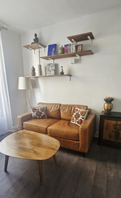  Appartement Appartement Buttes-Chaumont avec cour