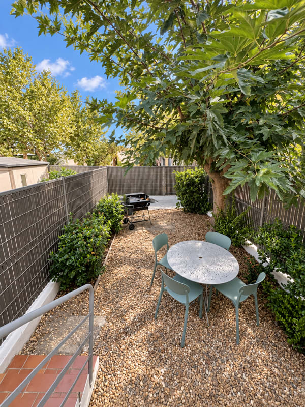 Appartement avec jardin – vue sur mer