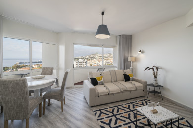 Livingroom with sea view