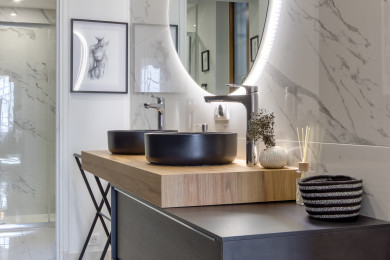 Salle de Bain avec douche
