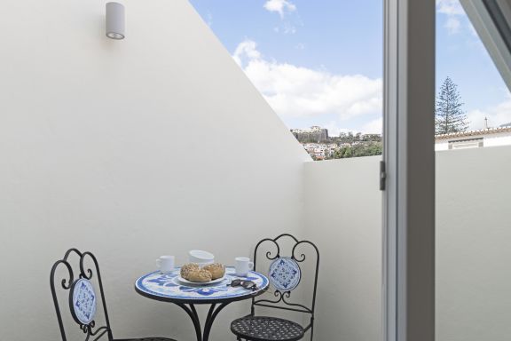 Downtown Funchal Apartments 4B Pico Areeiro.
