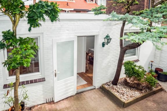 Gezellige tuinbungalow voor 2 vlakbij het strand
