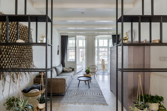 Villa Loft Apartment with Light Garden Room